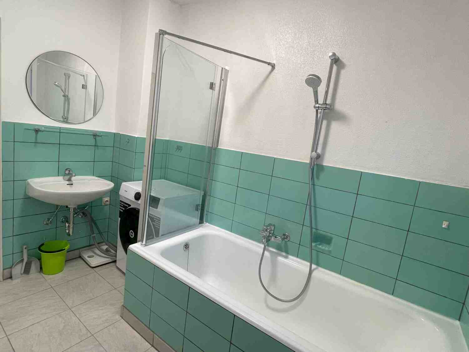 SAD902_ (OG) Friedrich-Wilhelm-Weber-Straße 30, 92421 Schwandorf (11).jpg