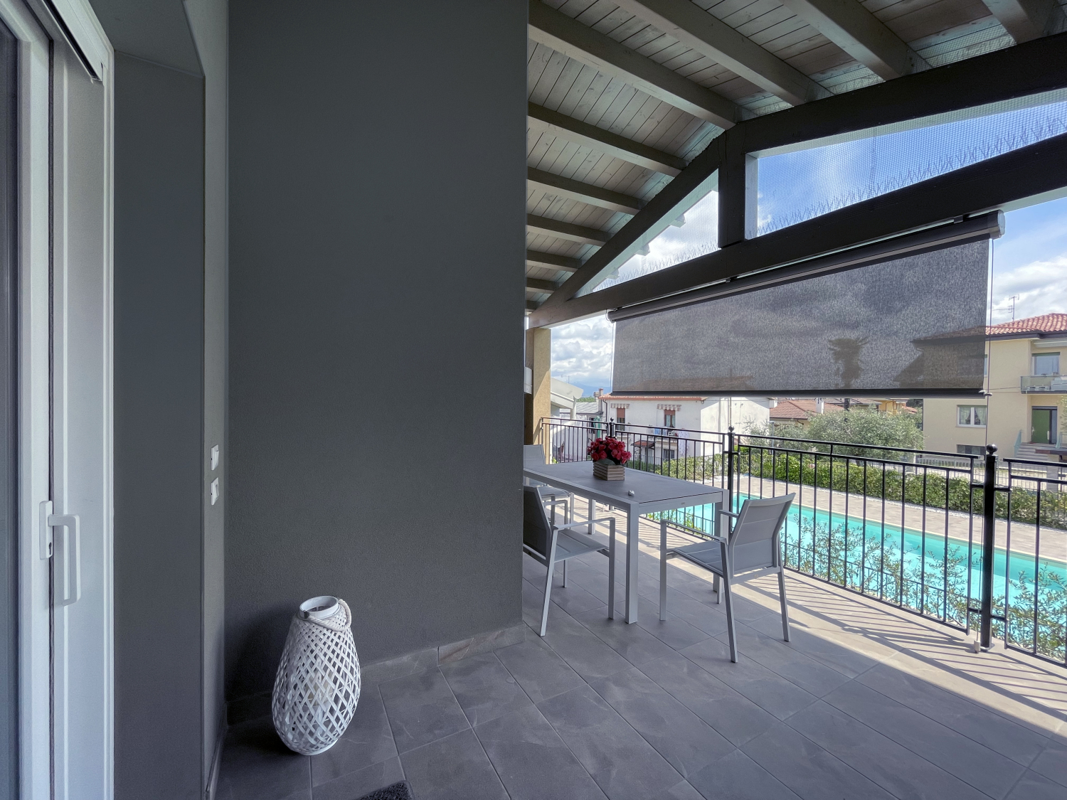 Esterno grande_09.jpg