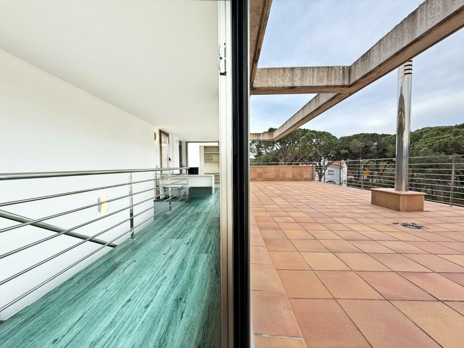 WhatsApp Image 2025-04-24 at 15.57.45 (1).jpeg