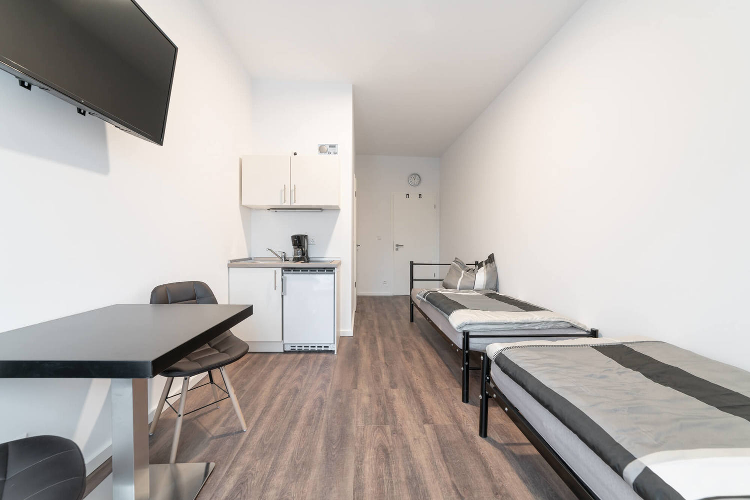 Gästezimmer 1-1.jpg