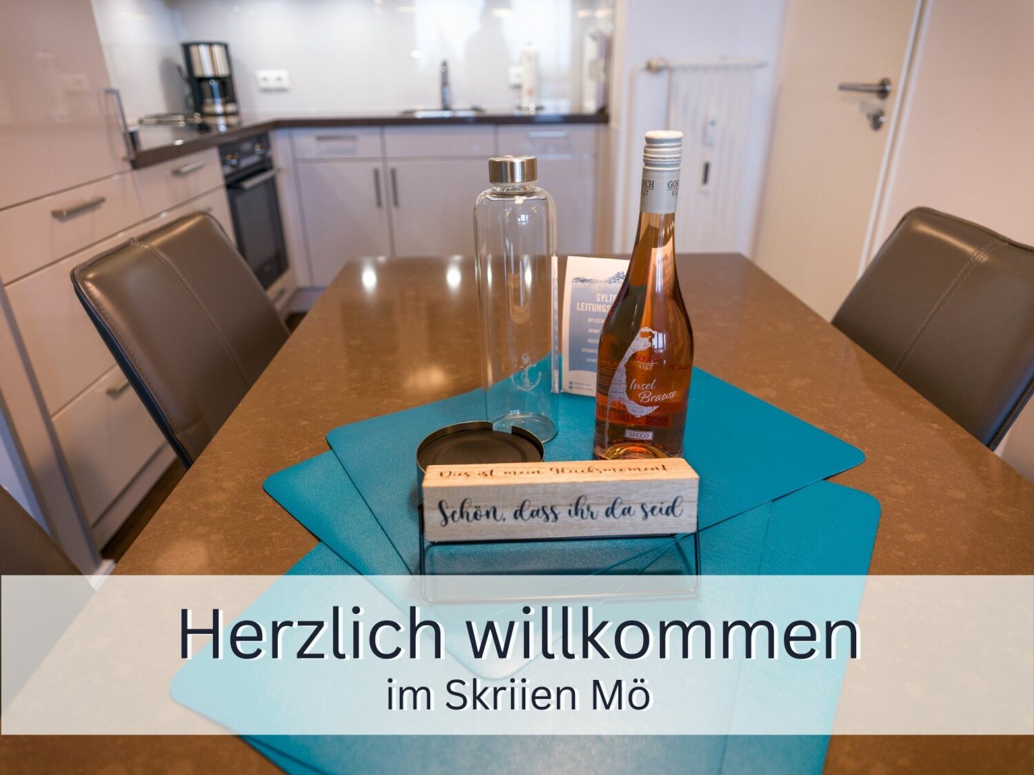 Westerland-Skriin Mö_Esstisch.jpg