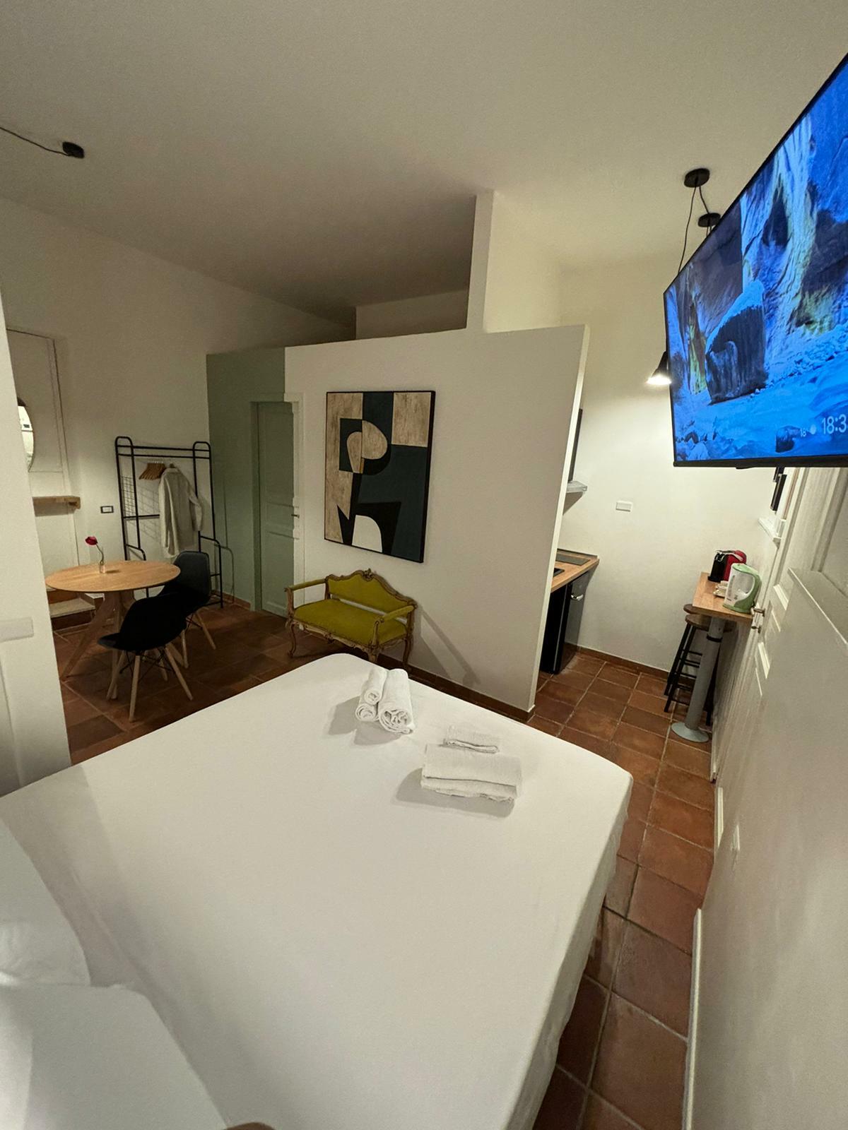 WhatsApp Image 2024-04-04 at 10.41.17 PM.jpeg