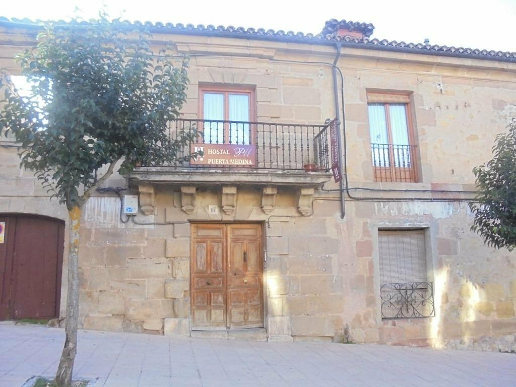 hostal-puerta-medina.jpg