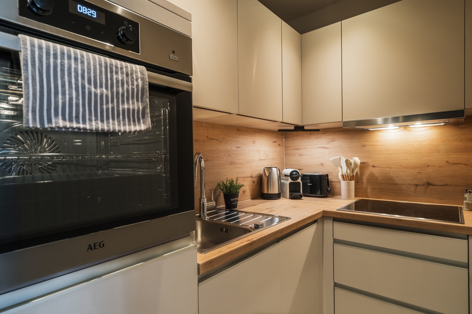 13_Chalet_Bergblick_Ferienwohnungen © Mathias Prägant-min.jpg