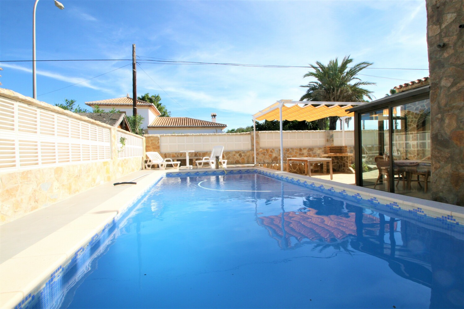 Son-Pool-1.jpg