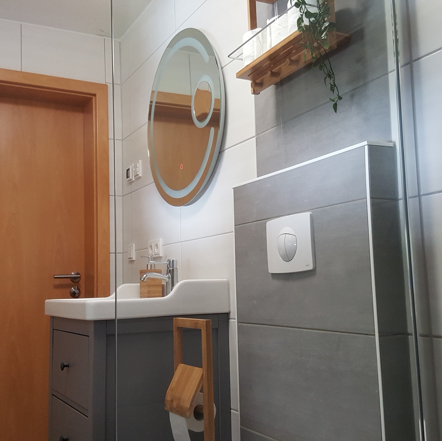 2018-04-27 12.54.13 (3).jpg