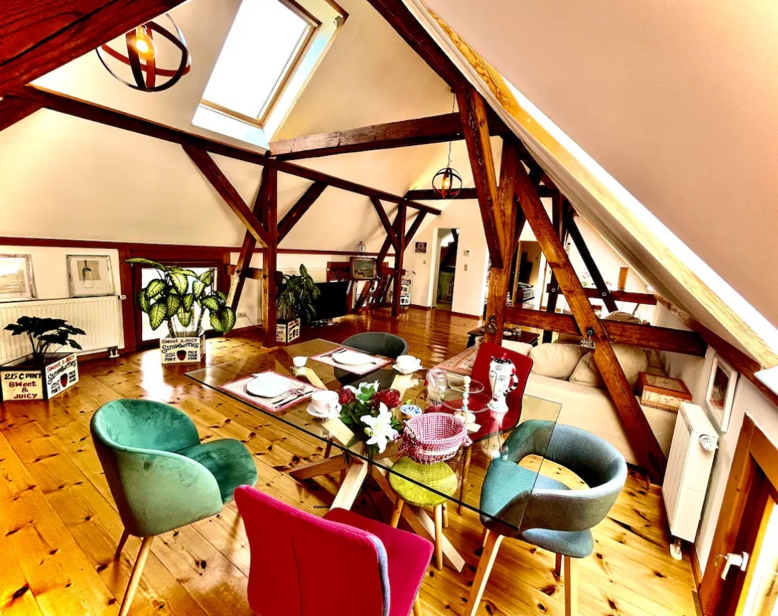 WhatsApp Image 2024-10-16 at 16.29.45 (27).jpeg