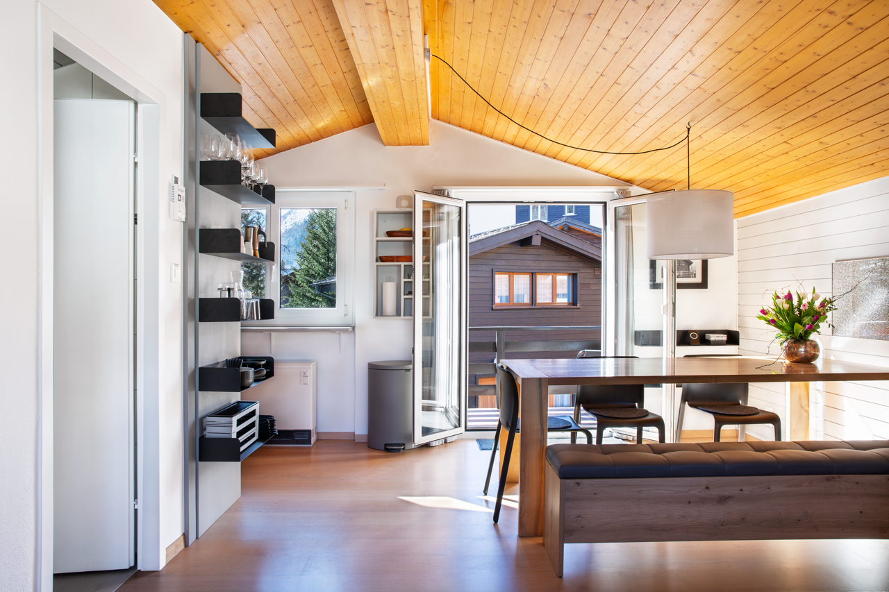 7O3B2967 copy Large.png