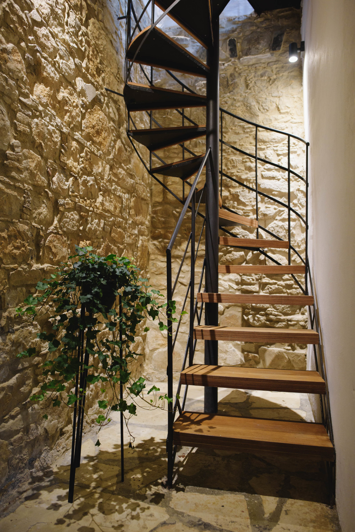 22 MAH19_781 Serenity House.jpg