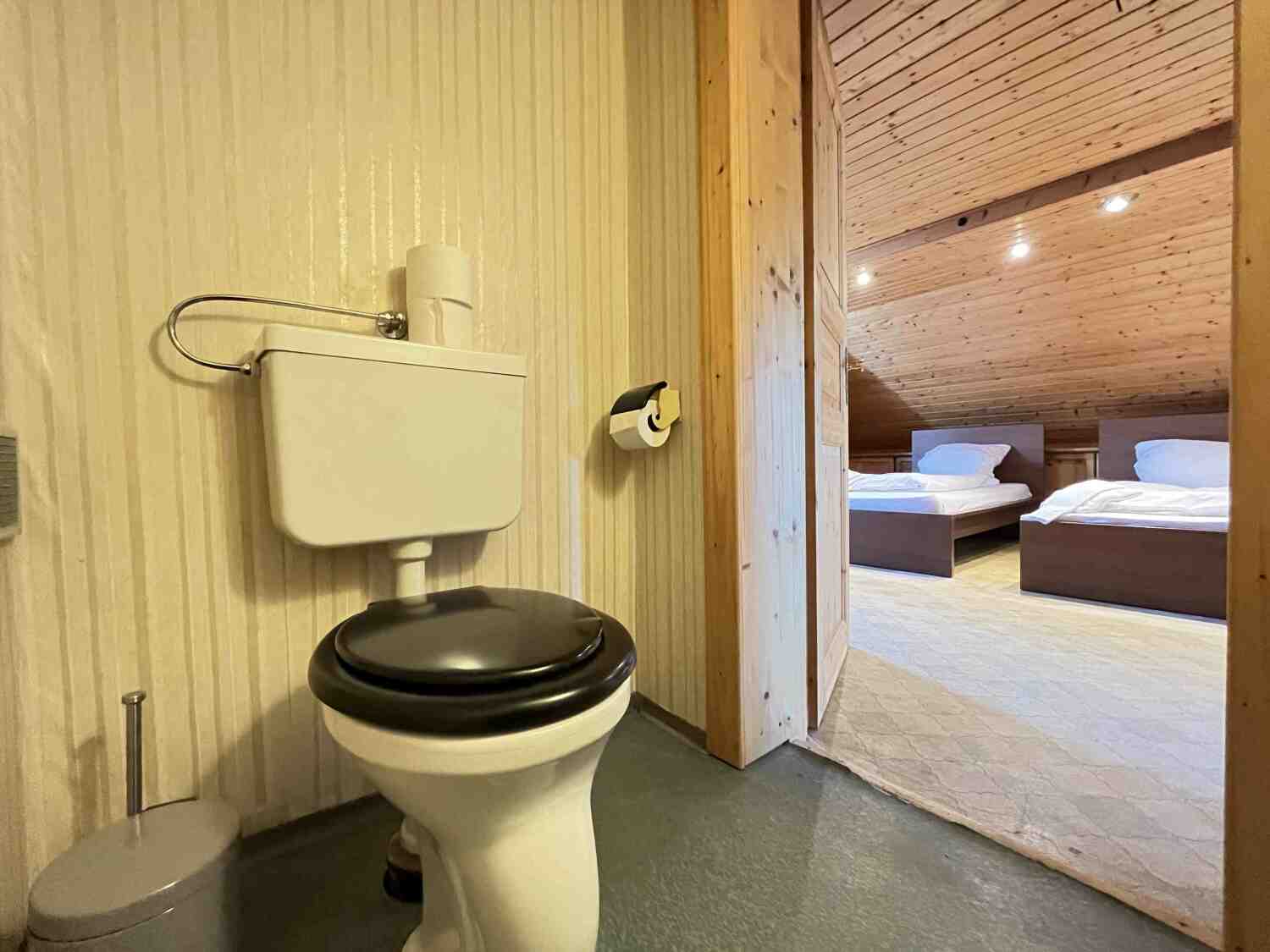 SAD222_(DG) Augustinstraße 10, 92421 Schwandorf (13).jpg