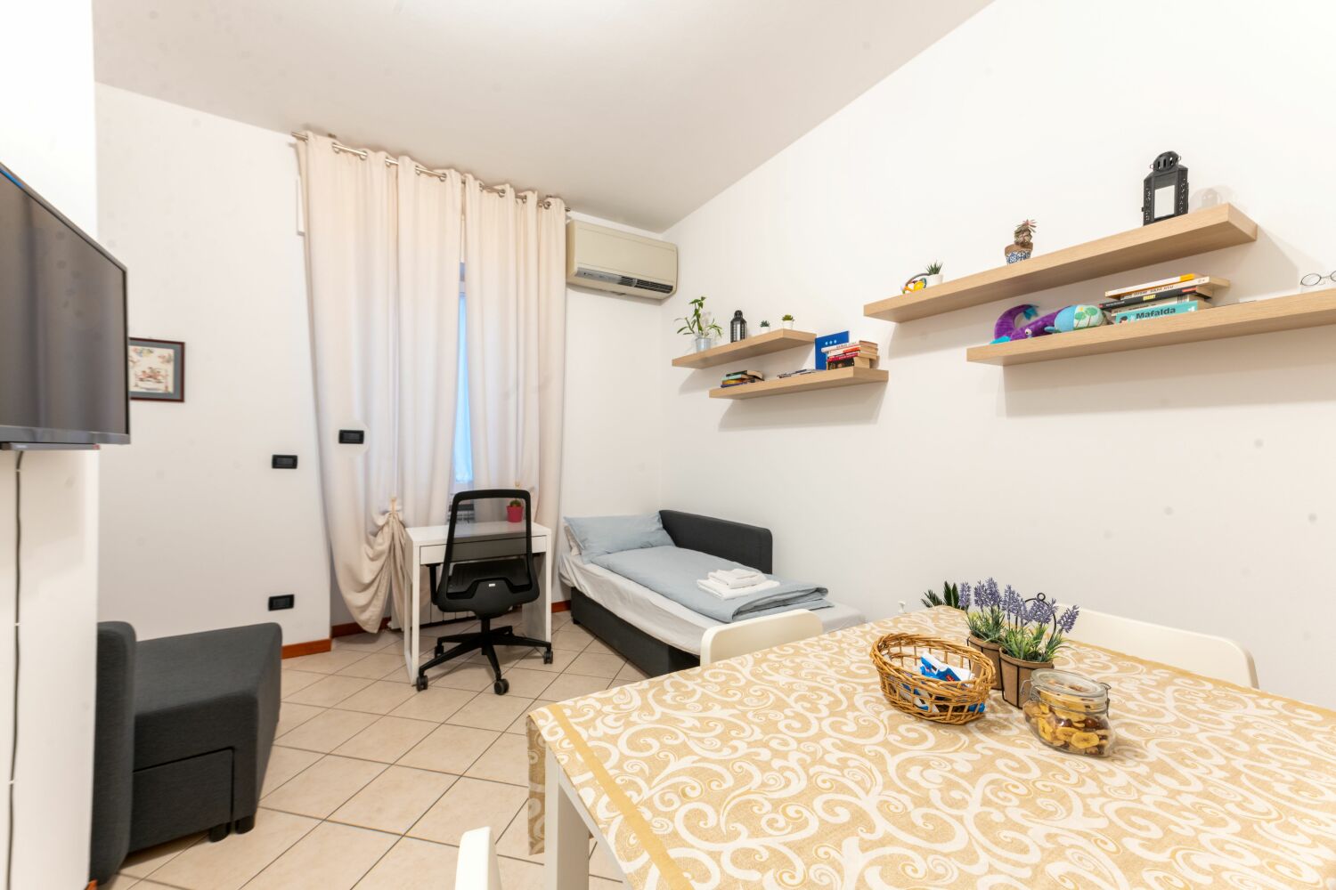 Stanza principale (2).jpg