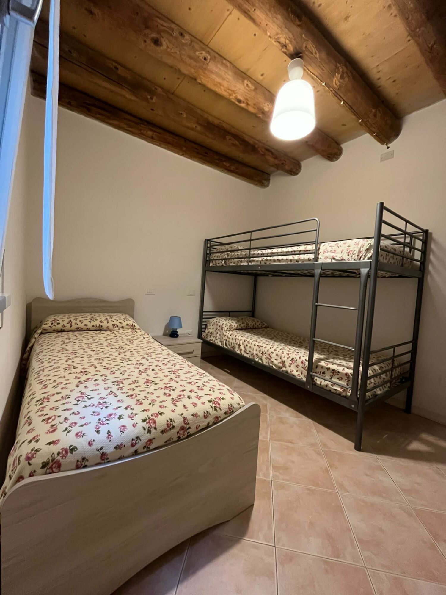 WhatsApp Image 2024-04-06 at 17.12.22.jpeg