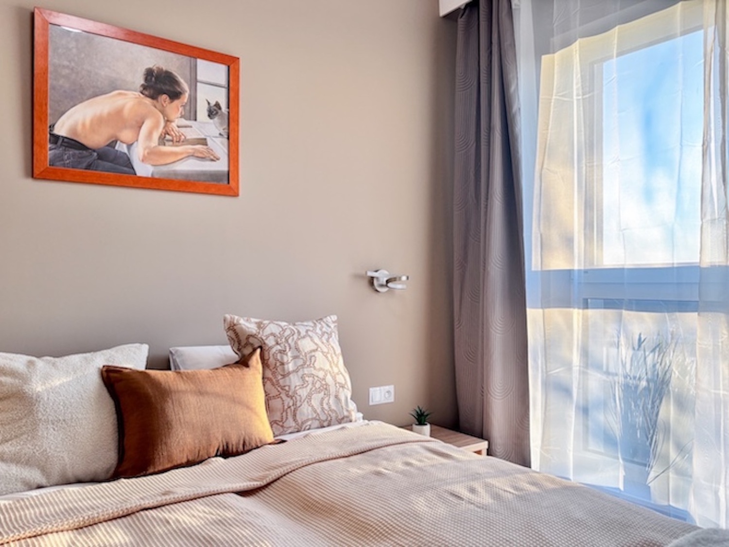 piękny widok z sypialni lódż mieszkanie blisko atlas arena.jpg