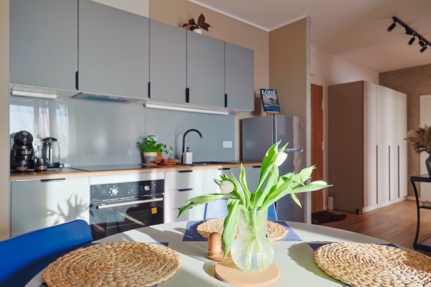 widok na wejście.jpg