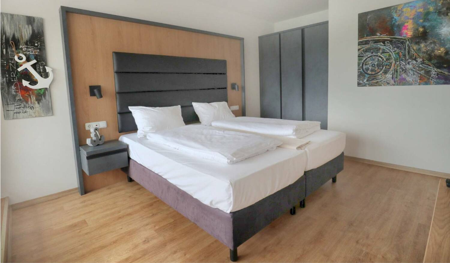 Bett 03 bearbeitet orginal (1).jpg