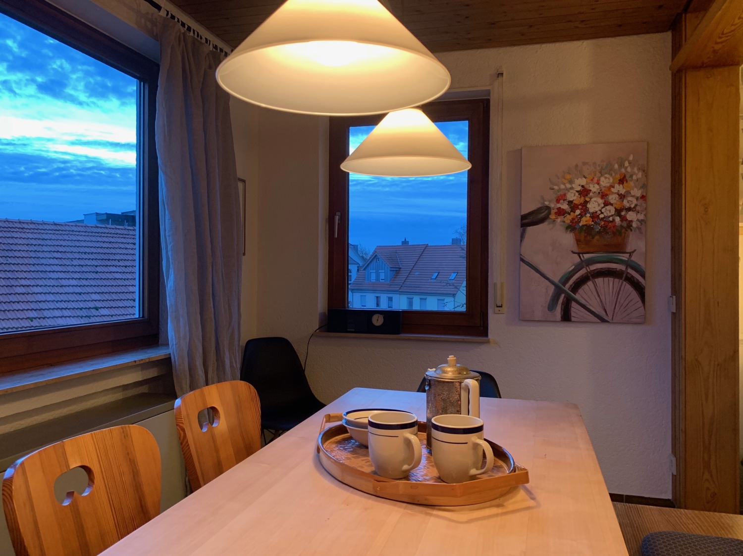 outlet-metzingen-outletcity-ferienwohnung-villa-apartment-uebernachten-kurzzeitmiete-stadtvilla-privat-appartment-historical-DG-Essen-3.jpeg