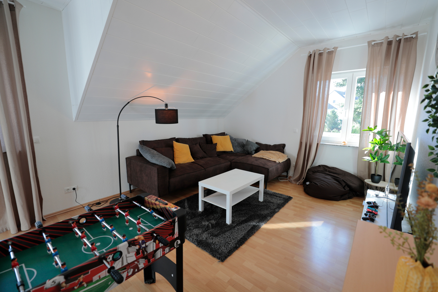 Entertainment Raum_9b.jpg