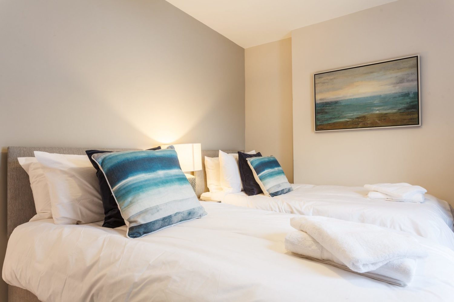 Reef House bedroom 2.jpg