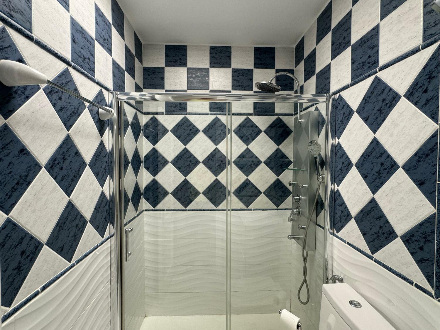 WhatsApp Image 2025-07-28 at 20.03.10 (1).jpeg