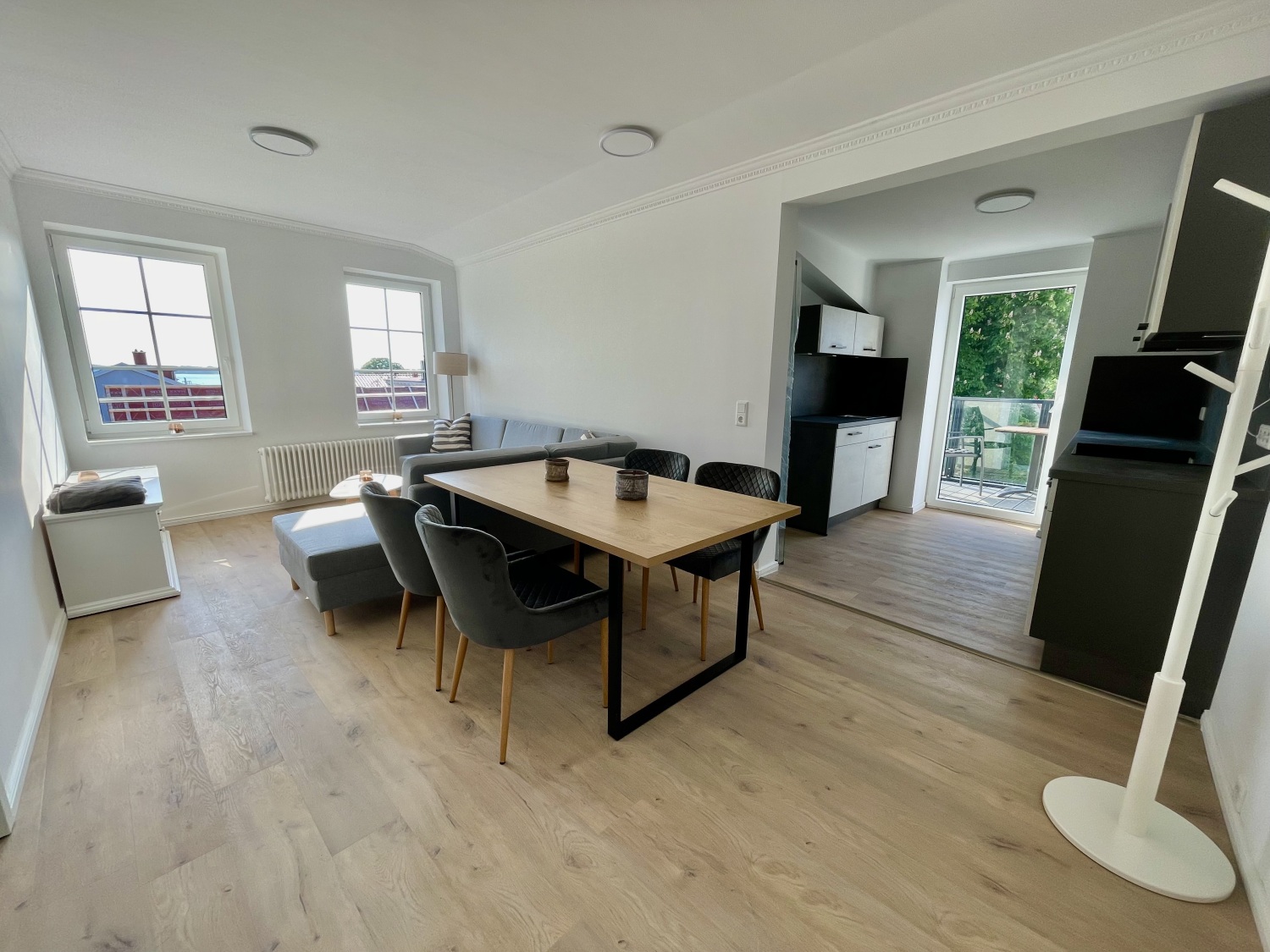 Wohnen mit offener E-Küche - Altefähr.jpg