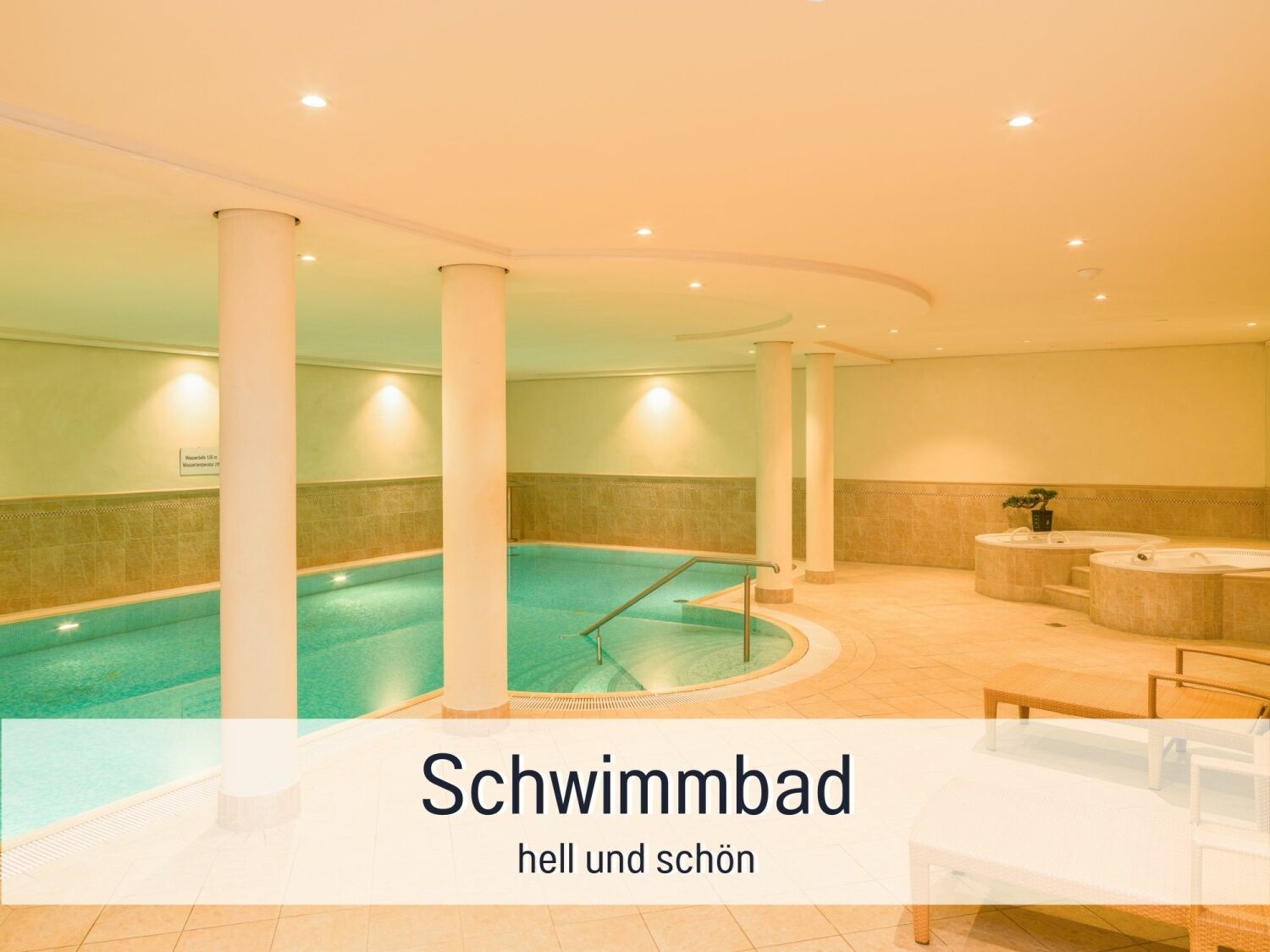 Schwimmbad.jpg
