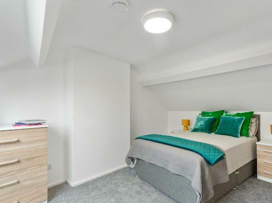 WhatsApp Image 2025-11-03 at 14.02.40 (4).jpeg