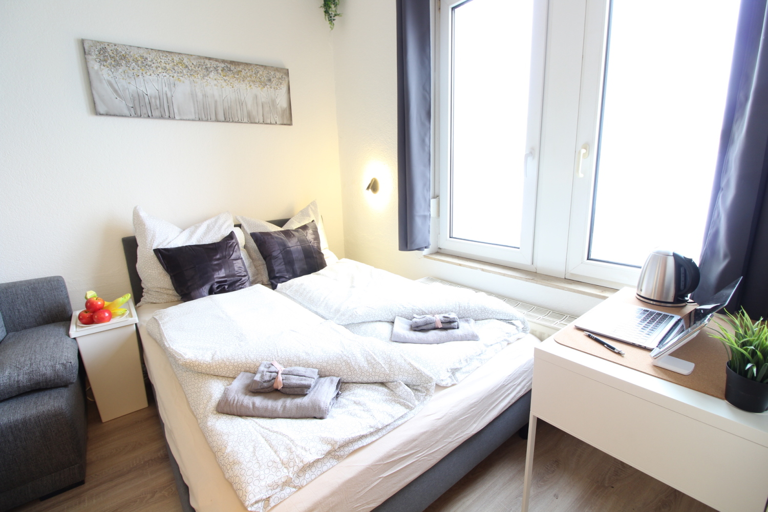 2022-12-09 - 301 - BR1 - apartment-view from bathroom.JPG