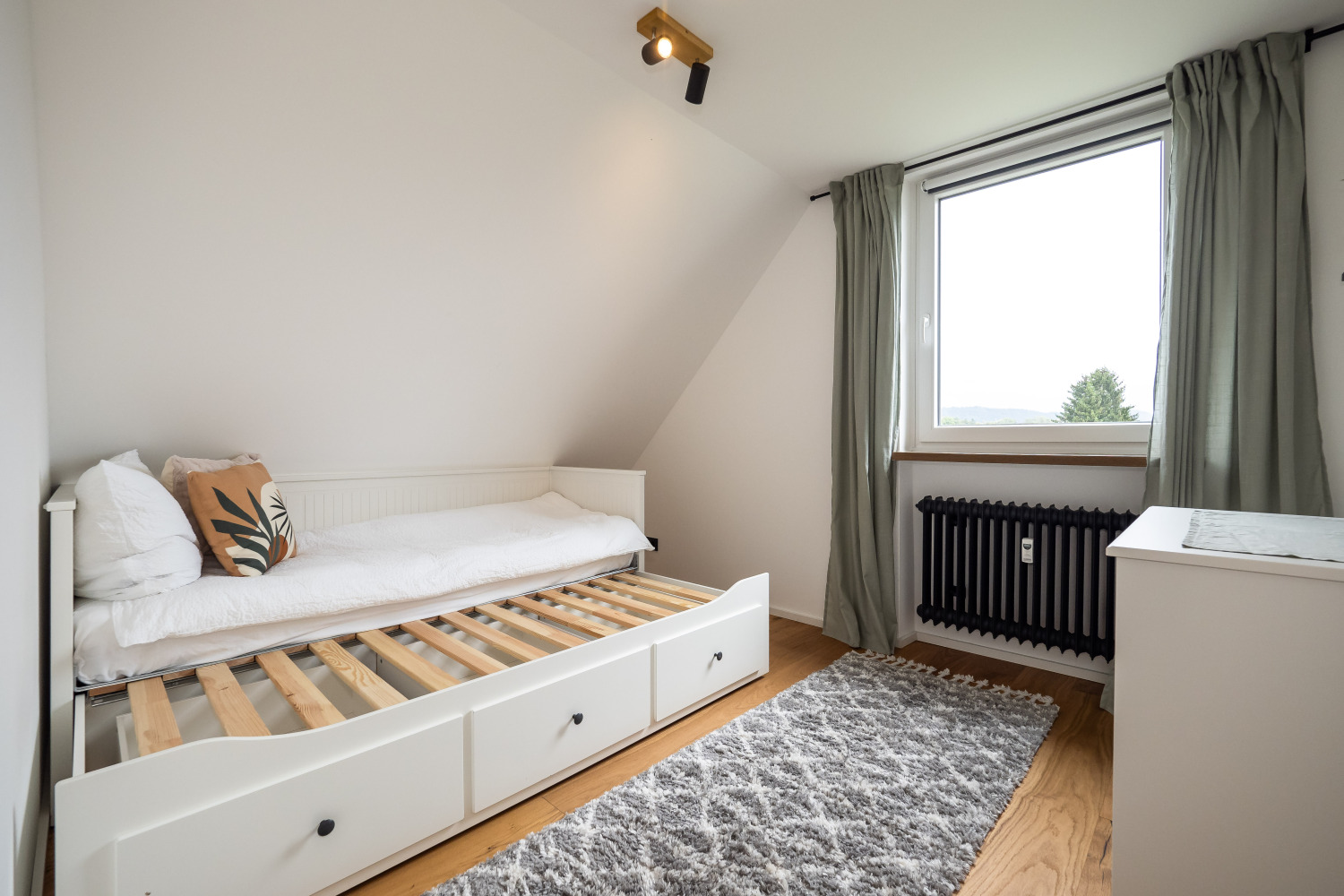 Kinderzimmer (2 von 4).jpg