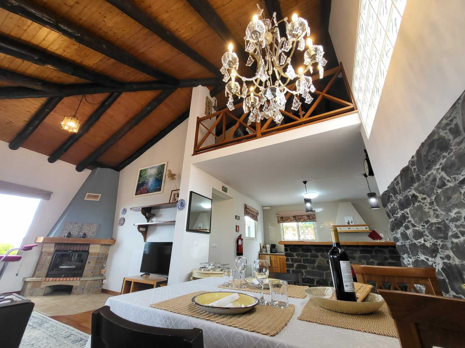 WhatsApp Image 2023-12-04 at 16.54.42 (1).jpeg