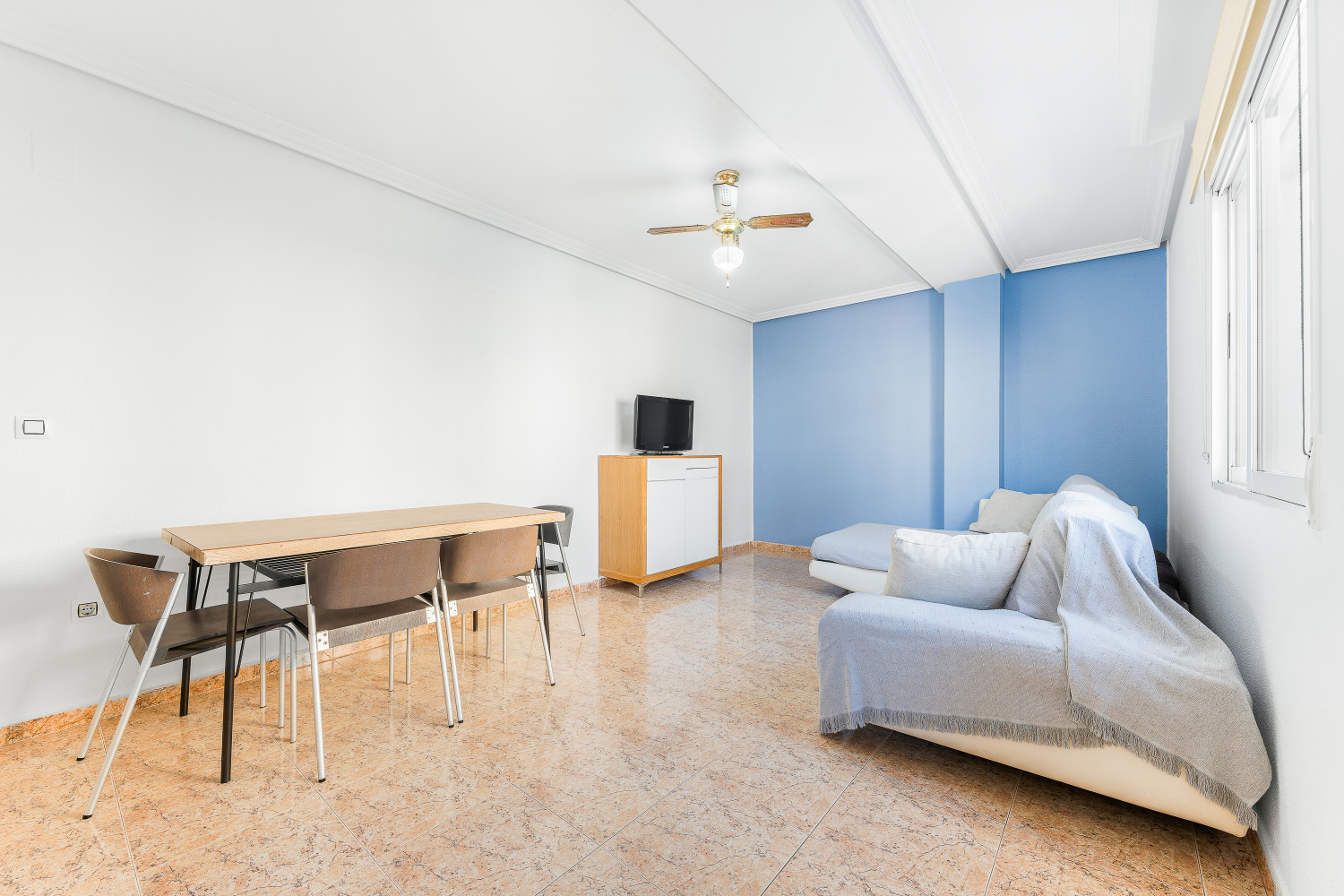 Avda Madrid 37 2ºJ (2).jpg