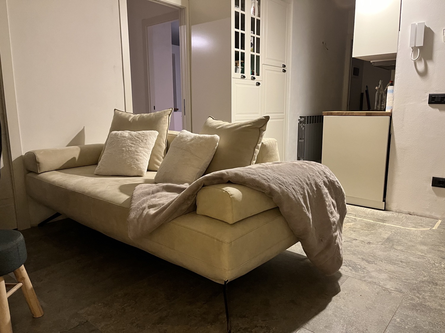 2. Baitel-de-sura.jpeg