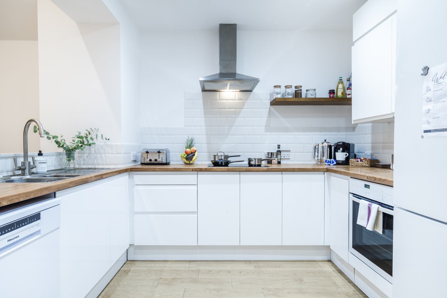 adrianna 7 barn close-97.jpg