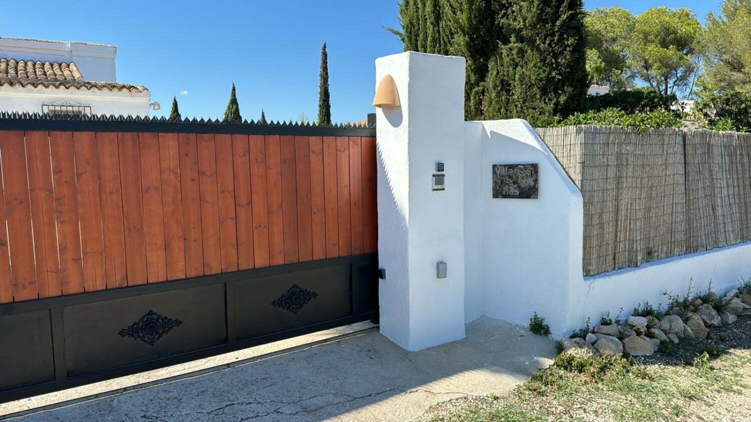 WhatsApp Image 2024-09-14 at 15.47.11.jpeg