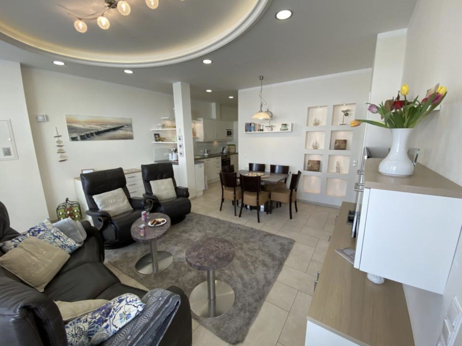 WE 3 Foto 13.38.01.png