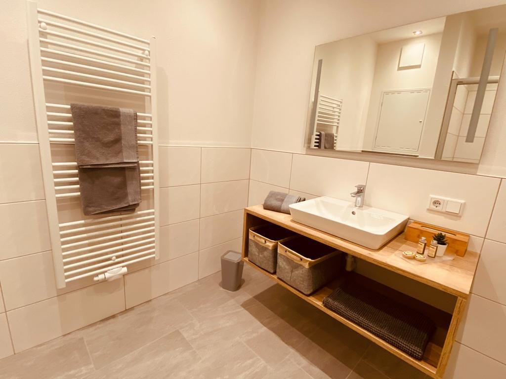 Badezimmer 1.jpeg