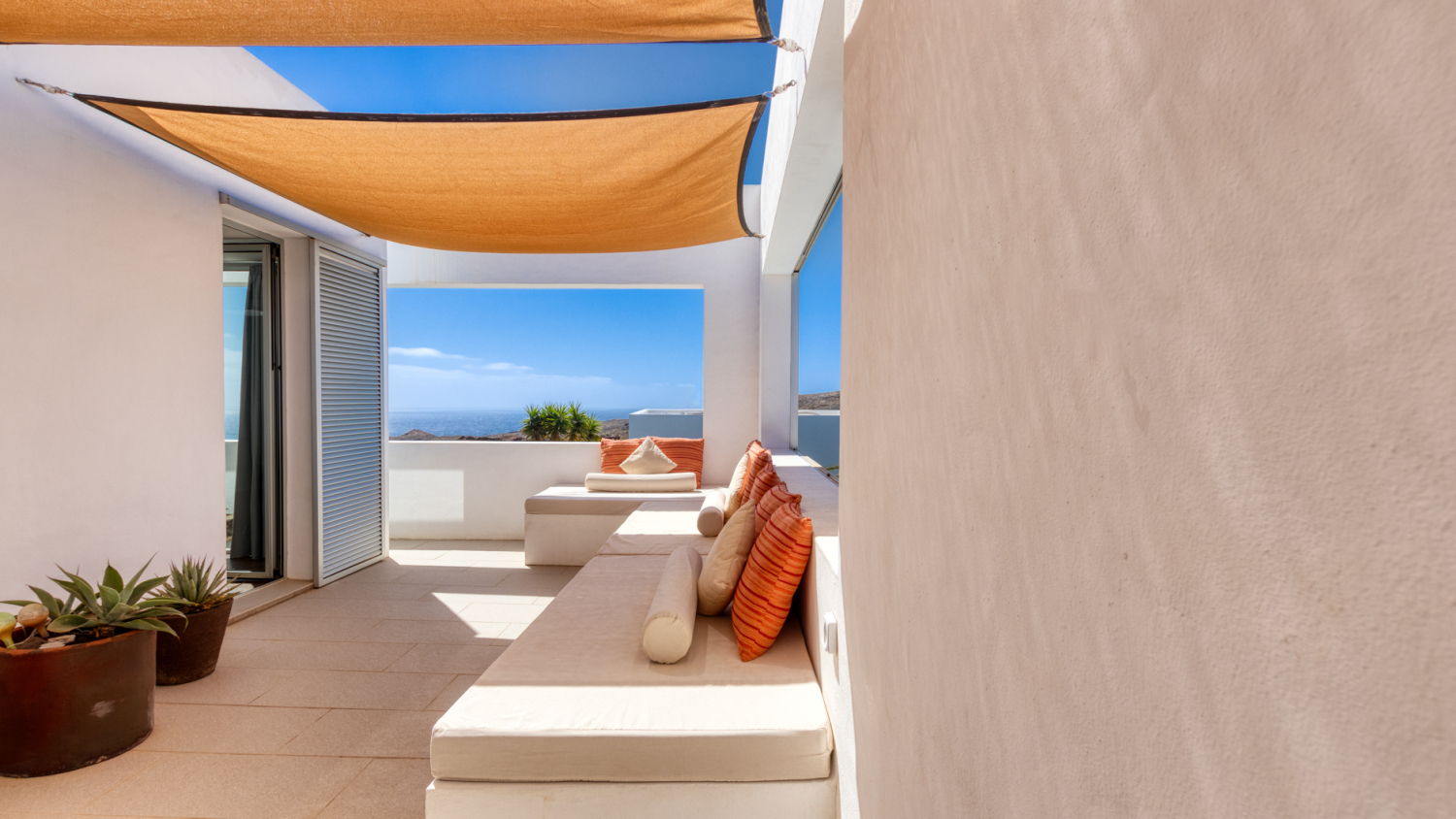 UPPER TERRACE 1 LESS 2MB.jpg