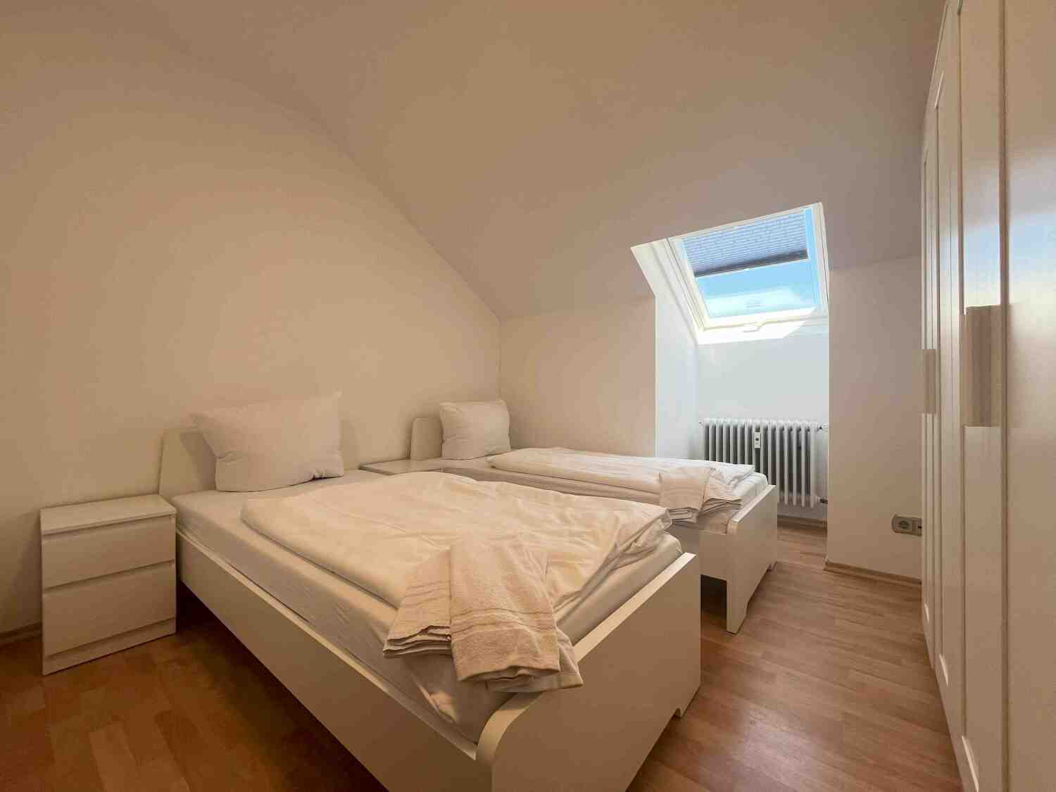 LAP103_(DG rechts) Pielmühler Straße 4, 93138 Lappersdorf (8).jpg