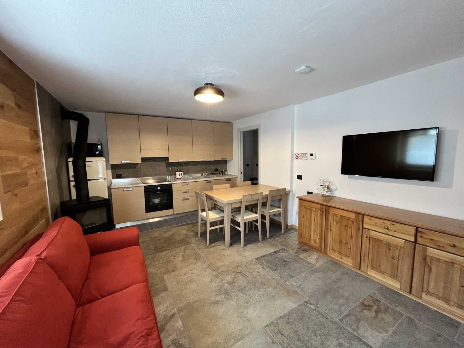 1. Baitel-de-sot.jpeg