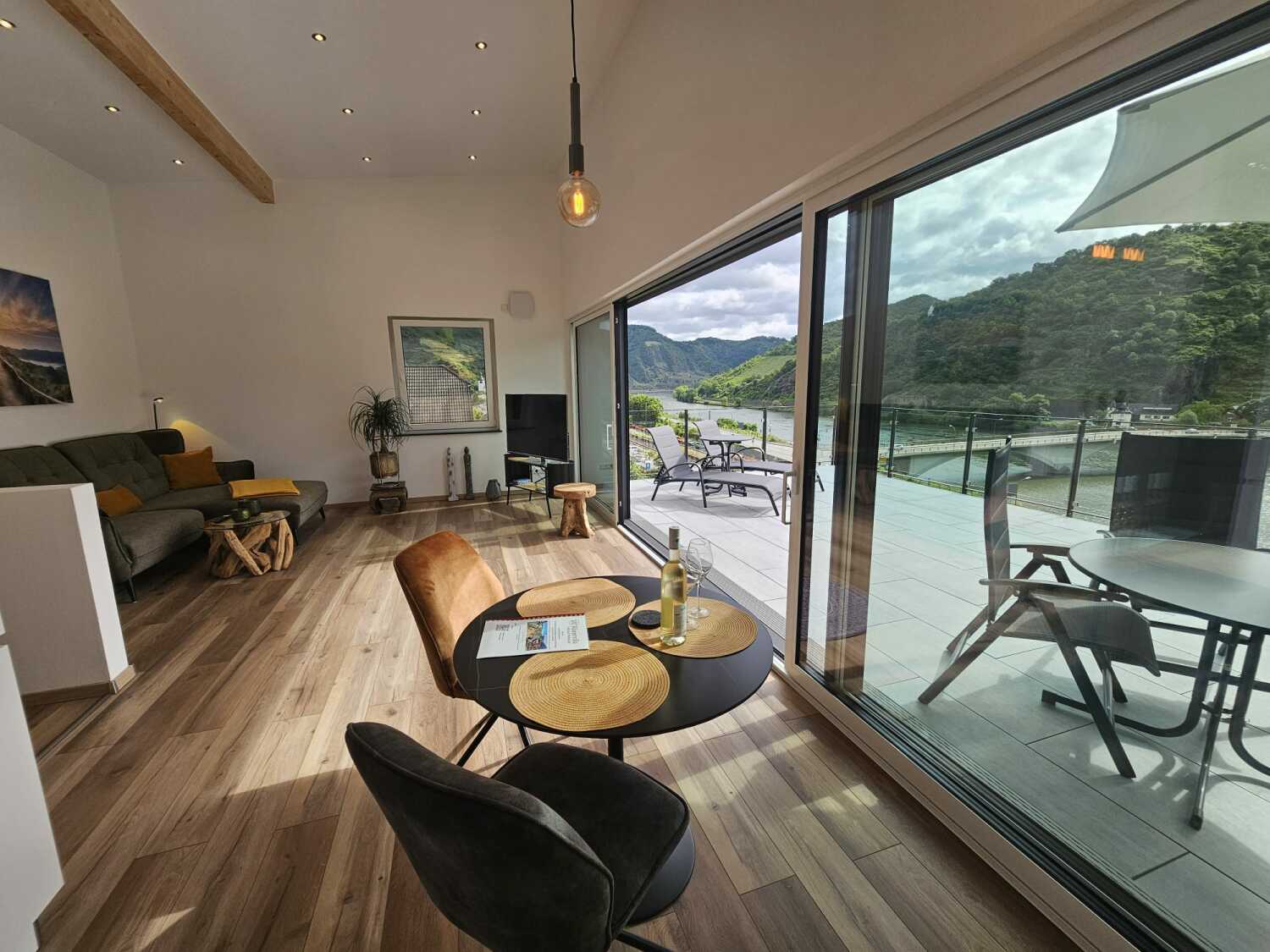 WhatsApp Image 2024-09-22 at 13.32.07(1).jpeg