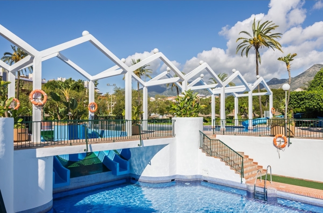 Piscina Sirena 2.jpg