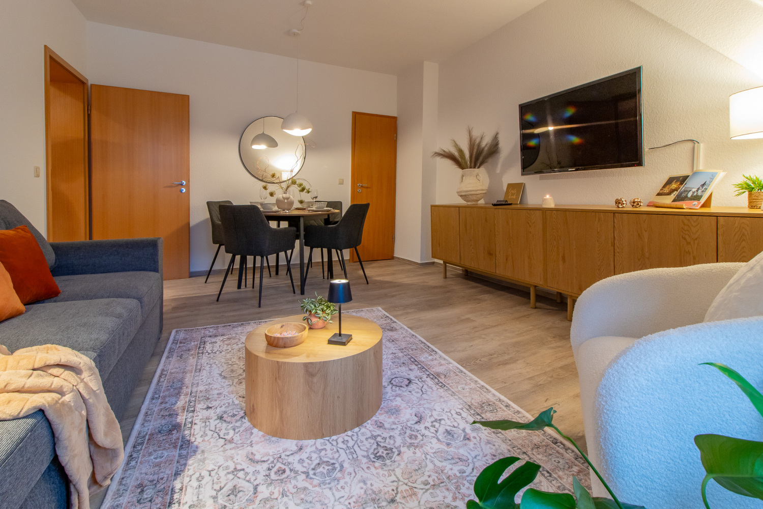 Wohn-Essbereich (4).jpg