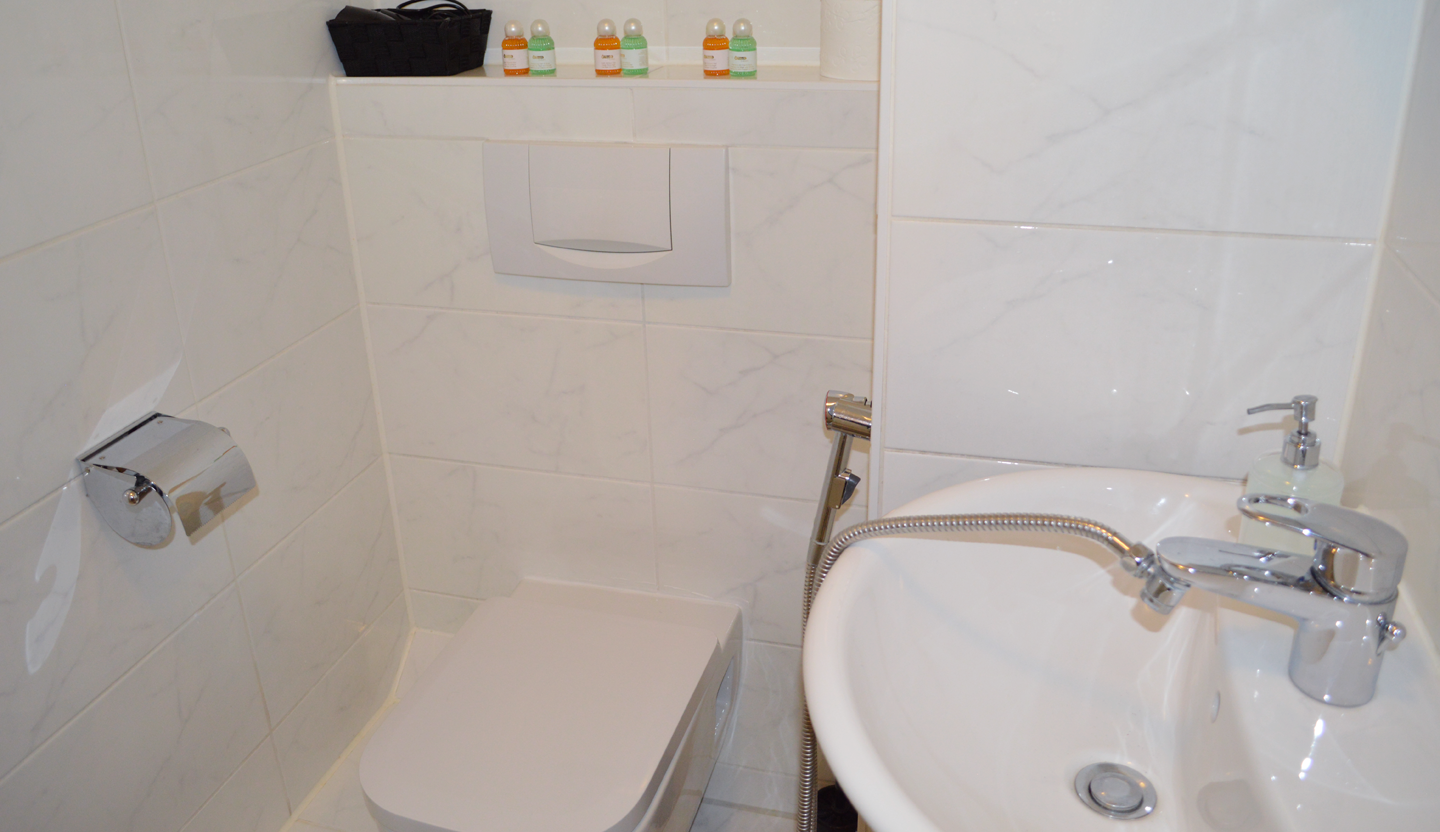 0DSC_0059_etwas heller etwas mehr Blauton.png