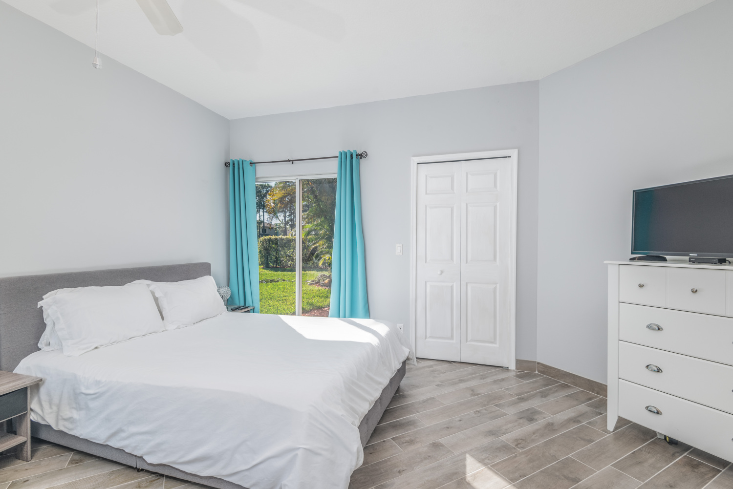 8354 Mulligan Cir Unit B-FULL-4.jpg