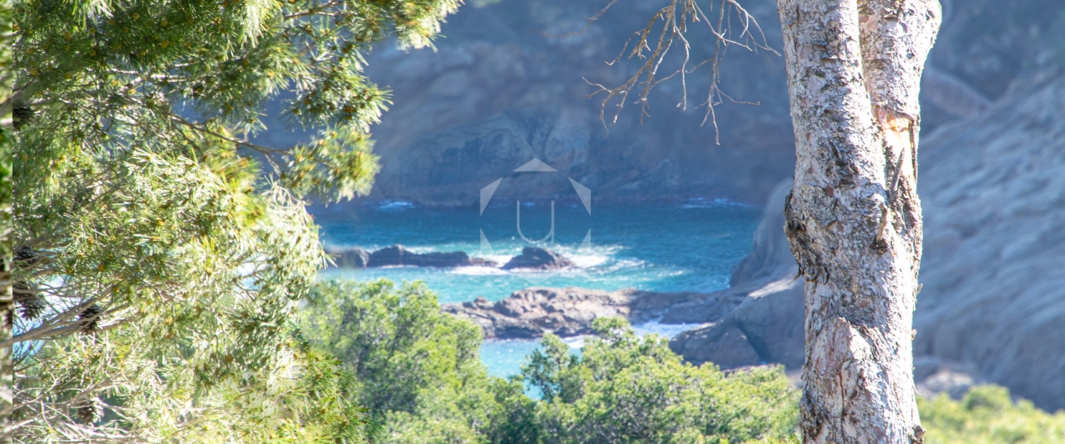 Luxury Holiday Home with pool, with Views of Sa tuna bay, in Begur, Costa Brava, Spain 0035.jpg