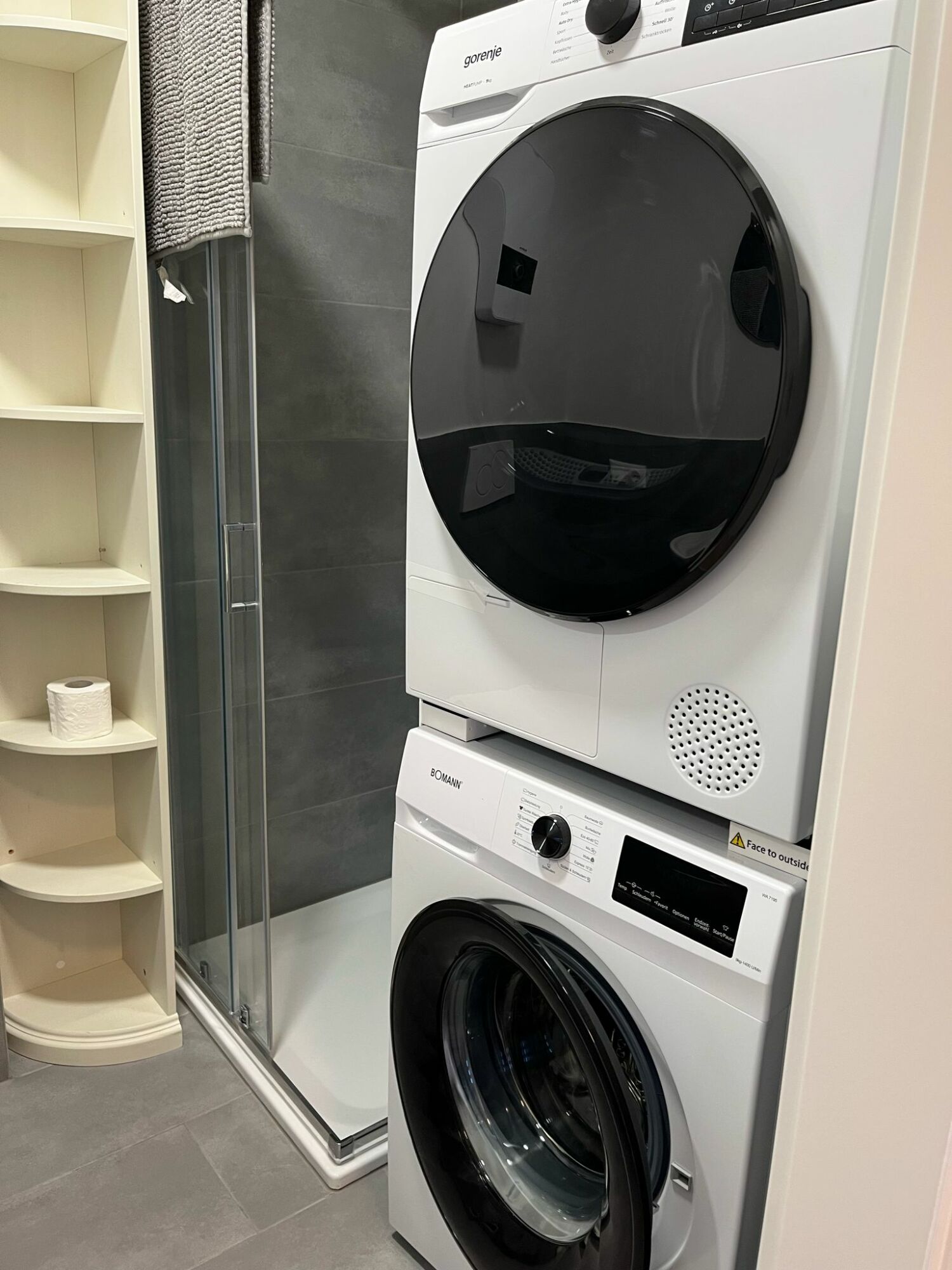 W7 Waschmaschine_Trockner.jpg