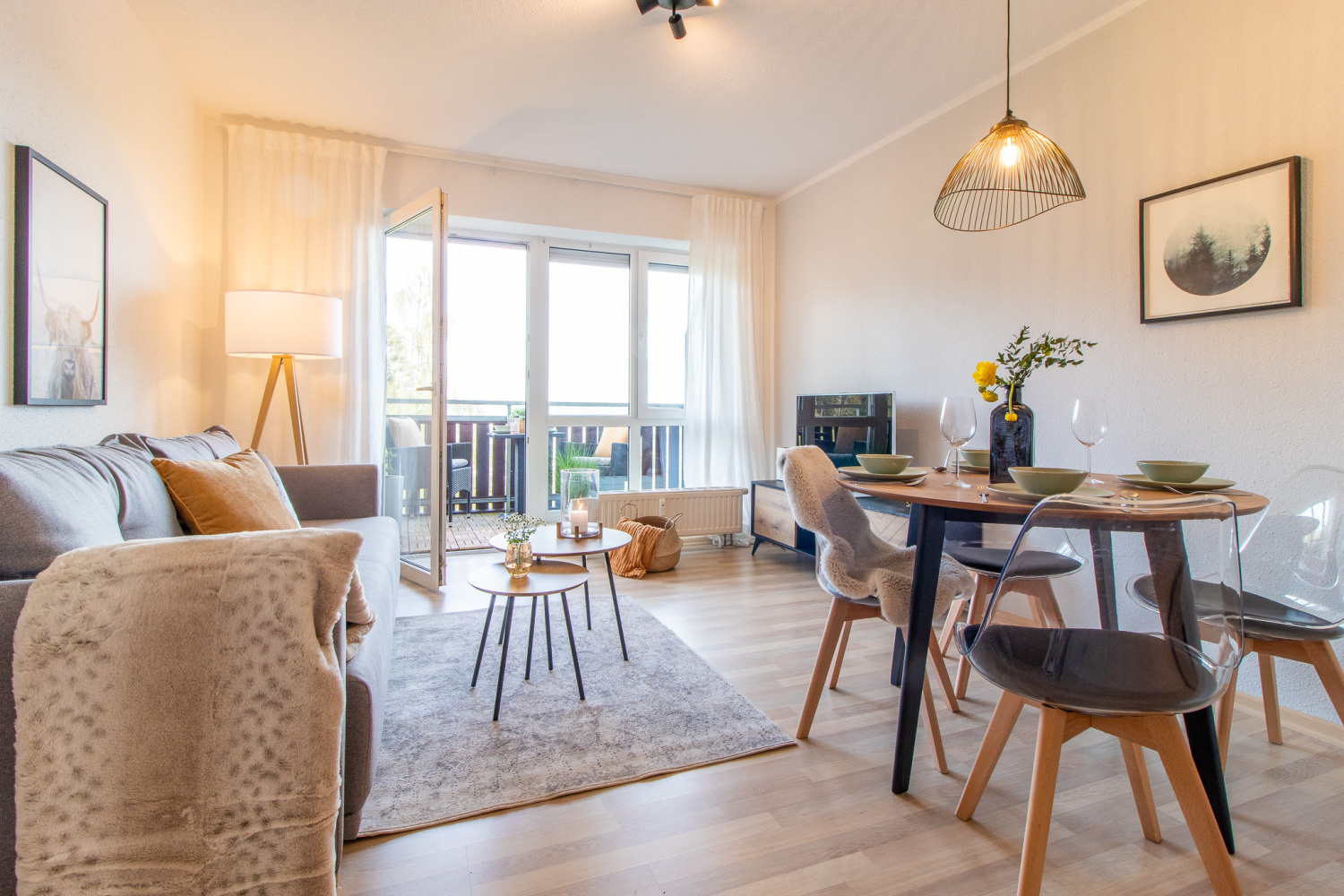 Wohn-Essbereich (2).jpg