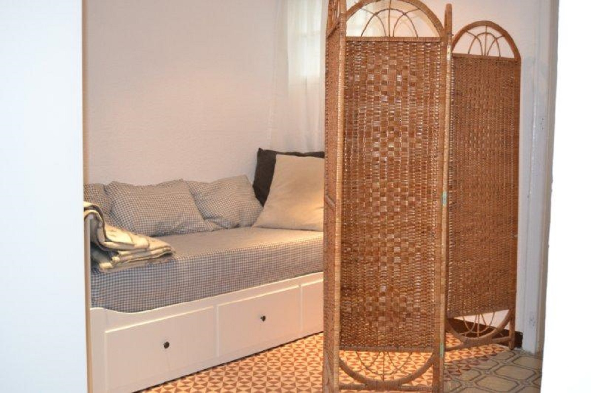 Sofa cama biombo.jpg