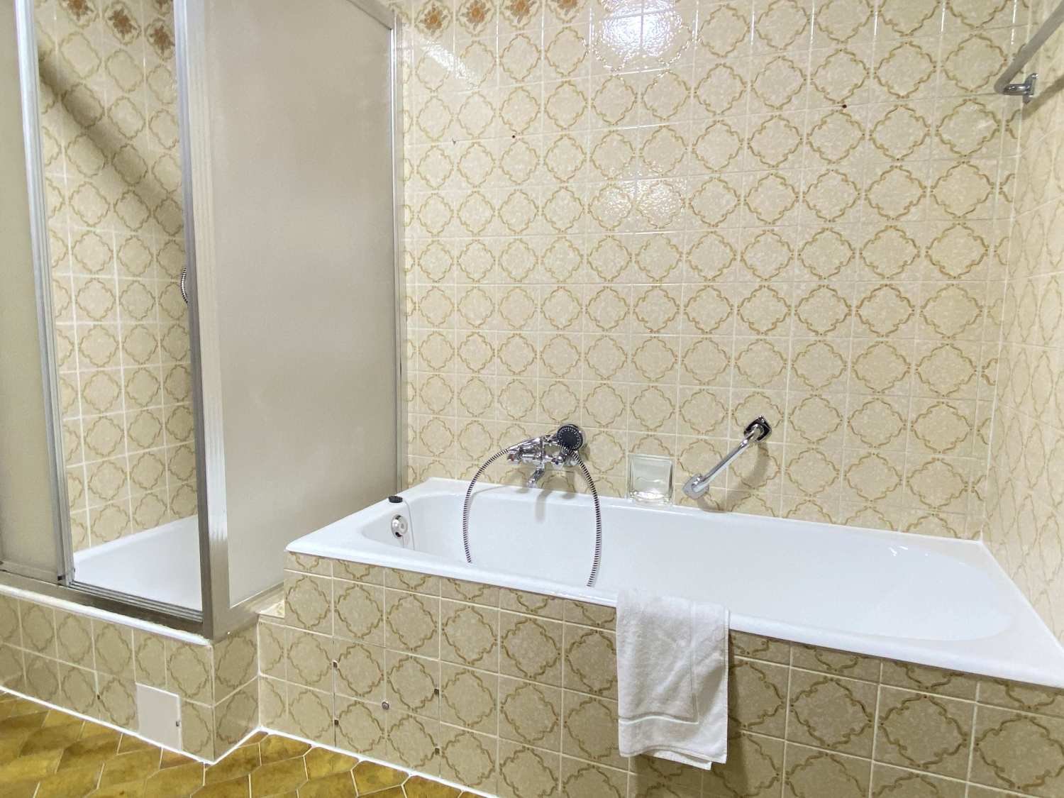 SAD201_(1. OG) Sonnenhöhe 10, 92421 Schwandorf  (5).jpg