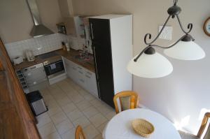 Ferienwohnung Saale Unstrut Kueche FW 1.jpg