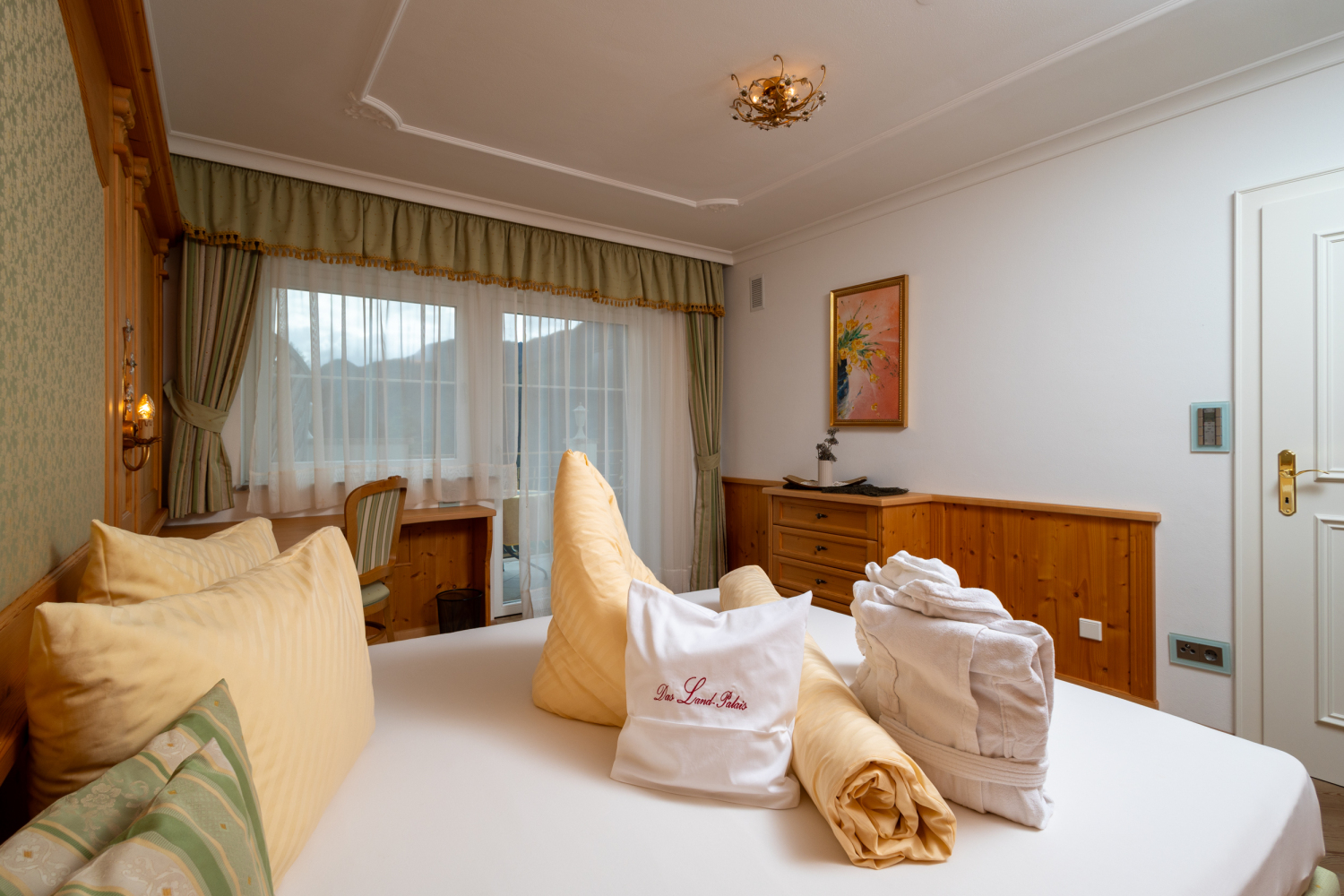 Das Land Palais-006.jpg